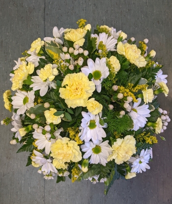 White and Yellow Posy