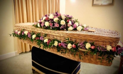 Casket Spray and Matching Garland