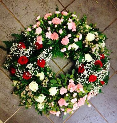 Cluster Wreath